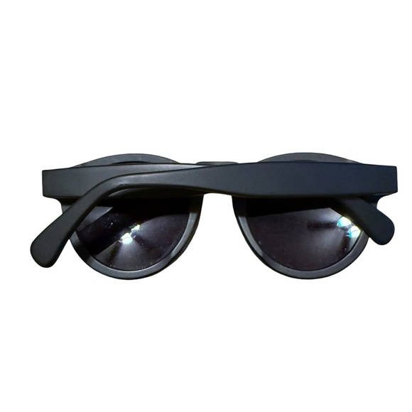 Illesteva Leonard Black and Blue Sunglasses - Picture 3 of 5